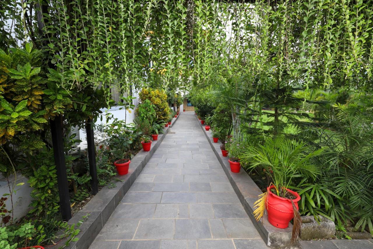 Siddhartha Riverside Resort, Chumlingtar Makaising Exterior photo